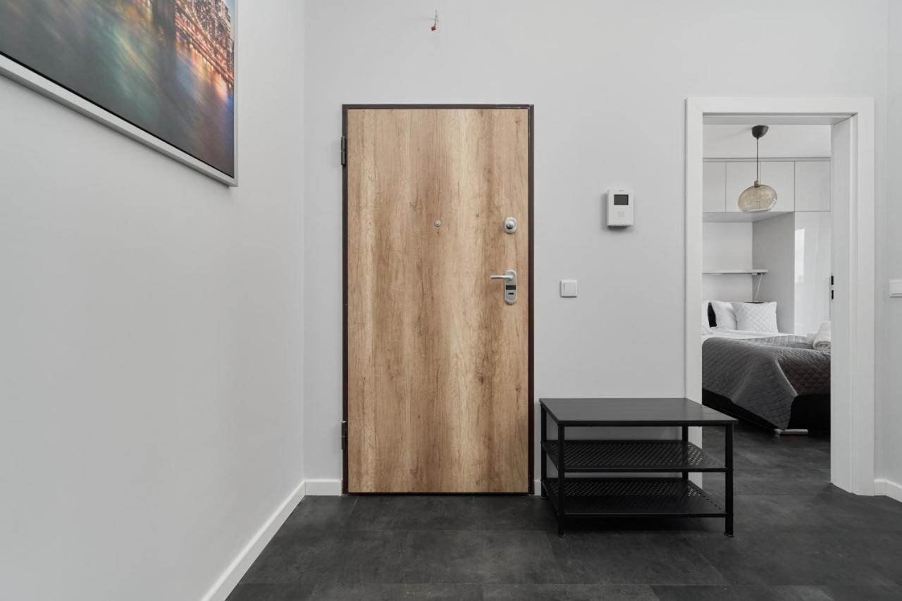 Stylish Kosciuszki Apartaments Near The Market Square With Free Garage Wroclaw By Noclegi Renters Exterior foto